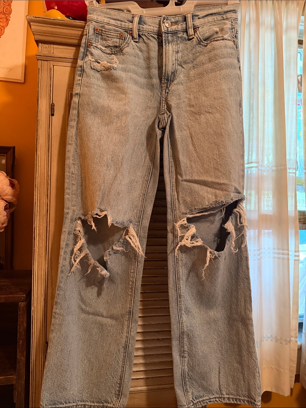 American Eagle Outfitters Light Blue Ripped Straight Leg Jeans